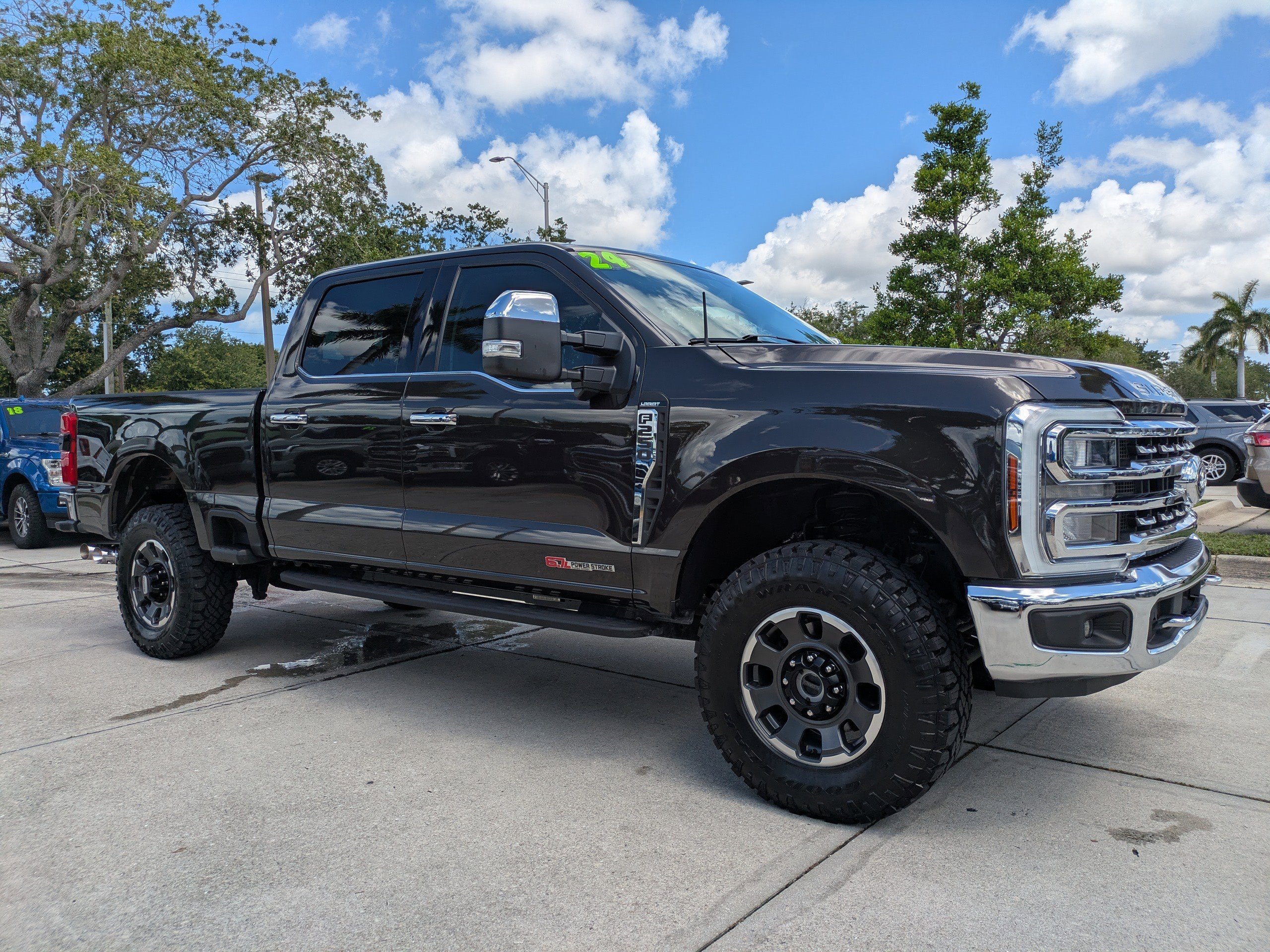 2024 Ford F-250 Lariat 4x4 Crew Cab 6-3/4' Box's photo