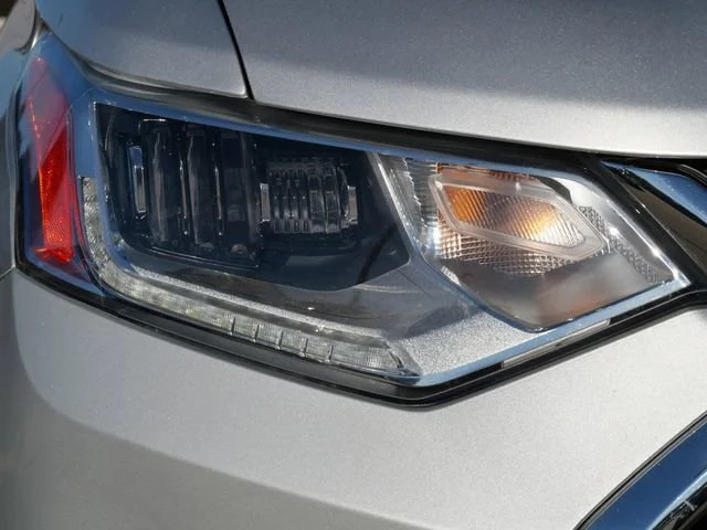 2021 Chevrolet Traverse Premier - Photo 10