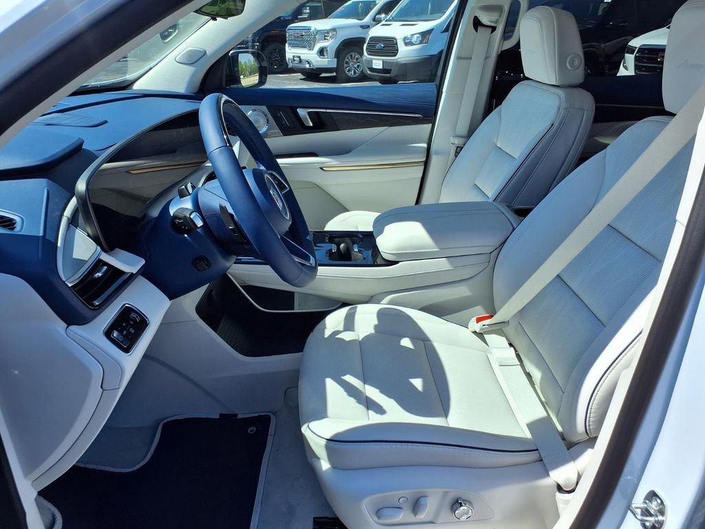 2026 Buick Enclave Avenir - Photo 14