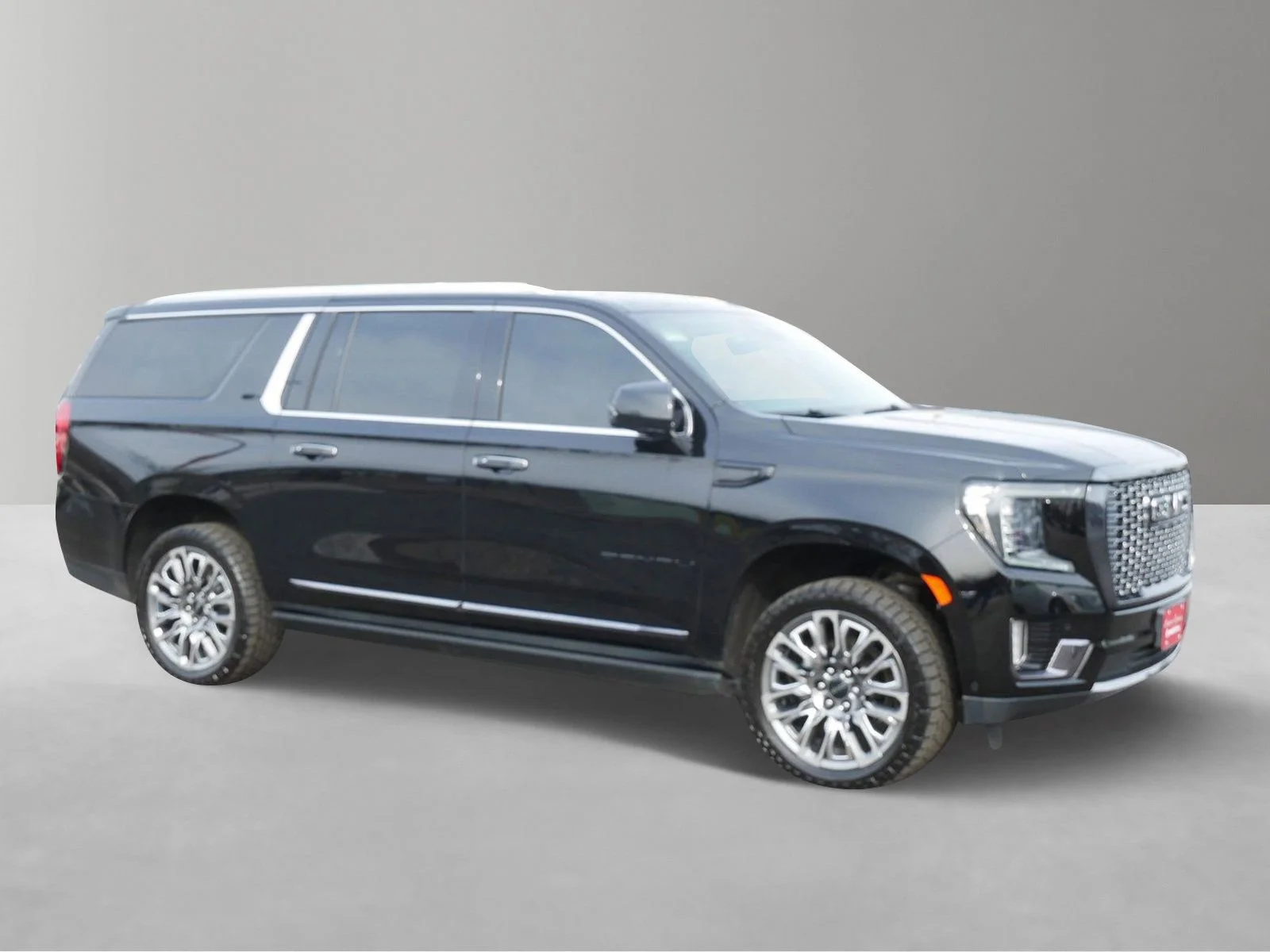 Used 2023 GMC Yukon XL Denali Ultimate with VIN 1GKS2KKL8PR351139 for sale in White Bear Lake, Minnesota