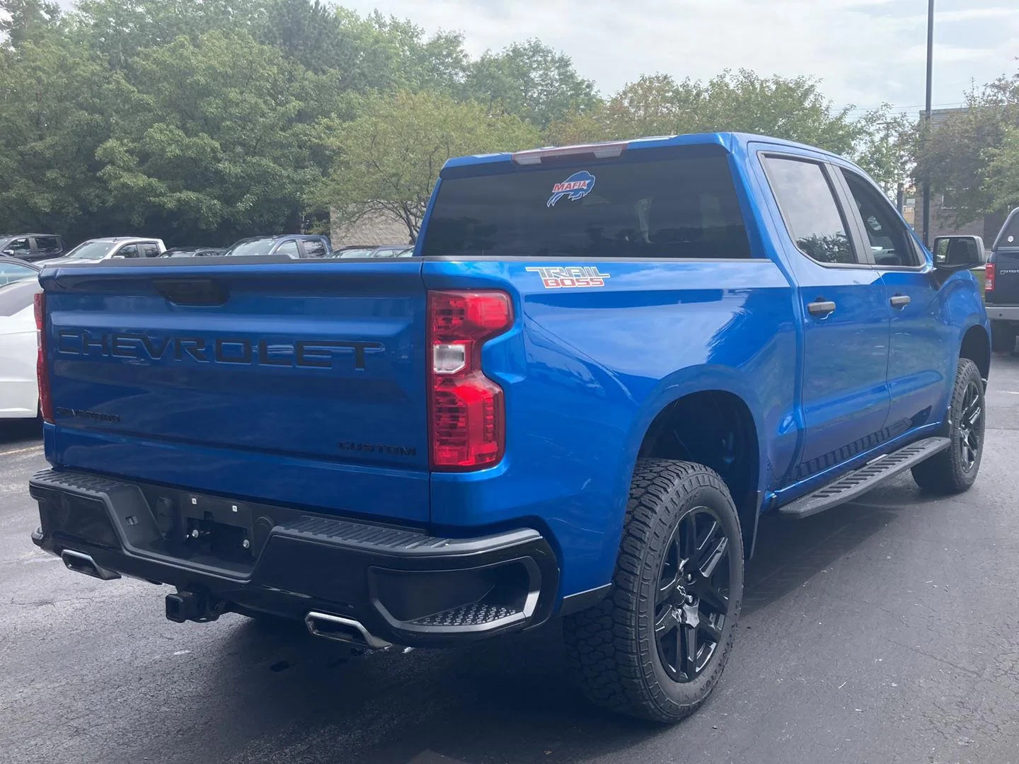 Used 2022 Glacier Blue Metallic Chevrolet Custom Trail Boss image 7