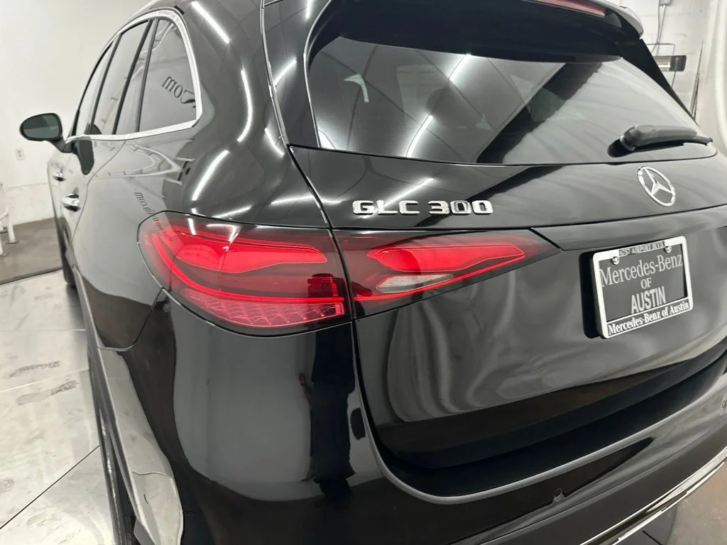New 2026 Black Mercedes-Benz GLC 300 image 11