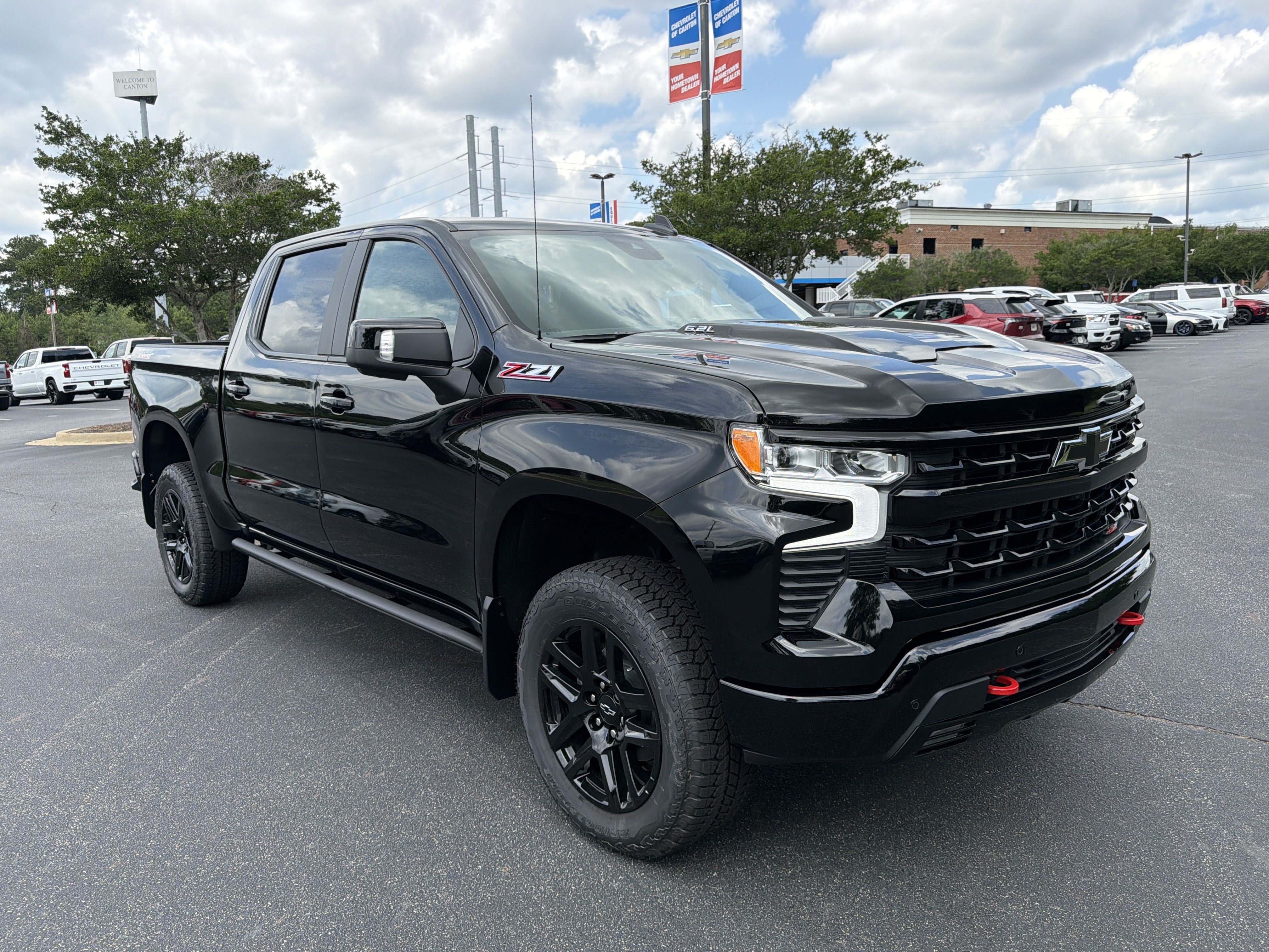 2026 Chevrolet Silverado 1500 LT Trail Boss - Photo 3