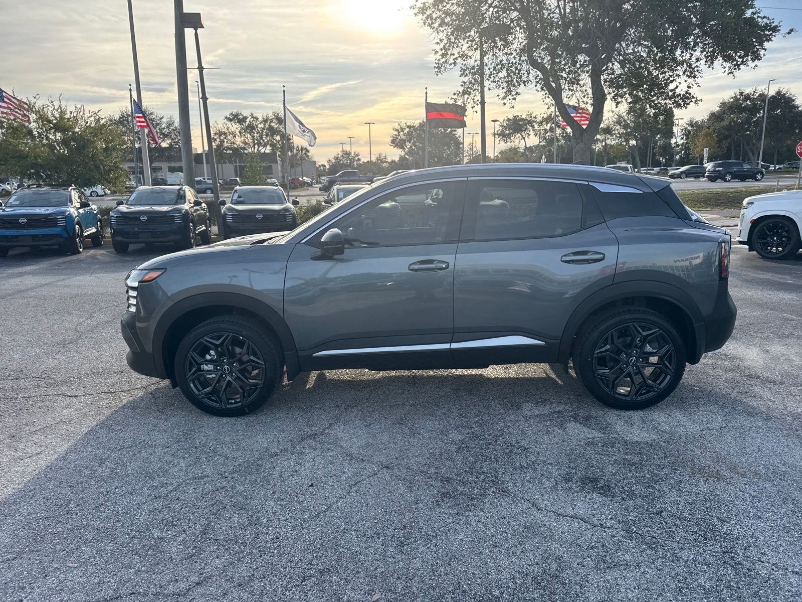 New 2026 Nissan Kicks SR 4D Sport Utility