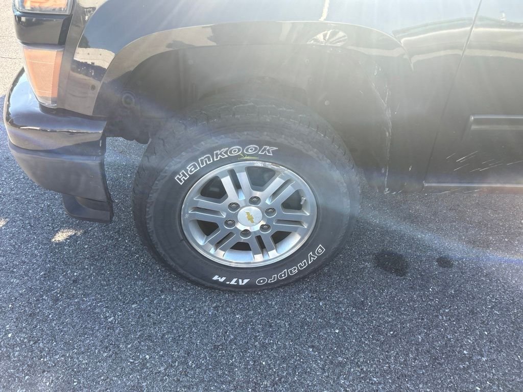 Used 2012 Black Chevrolet 1LT image 9