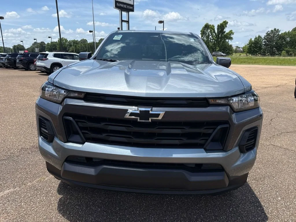 New 2026 Sterling Gray Metallic Chevrolet LT image 3