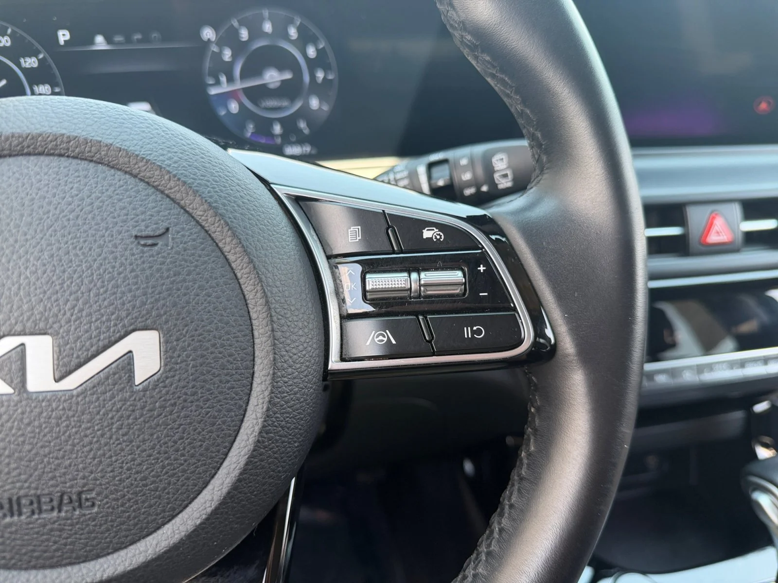 Used 2024 Pluton Blue/Black Roof Kia S image 12