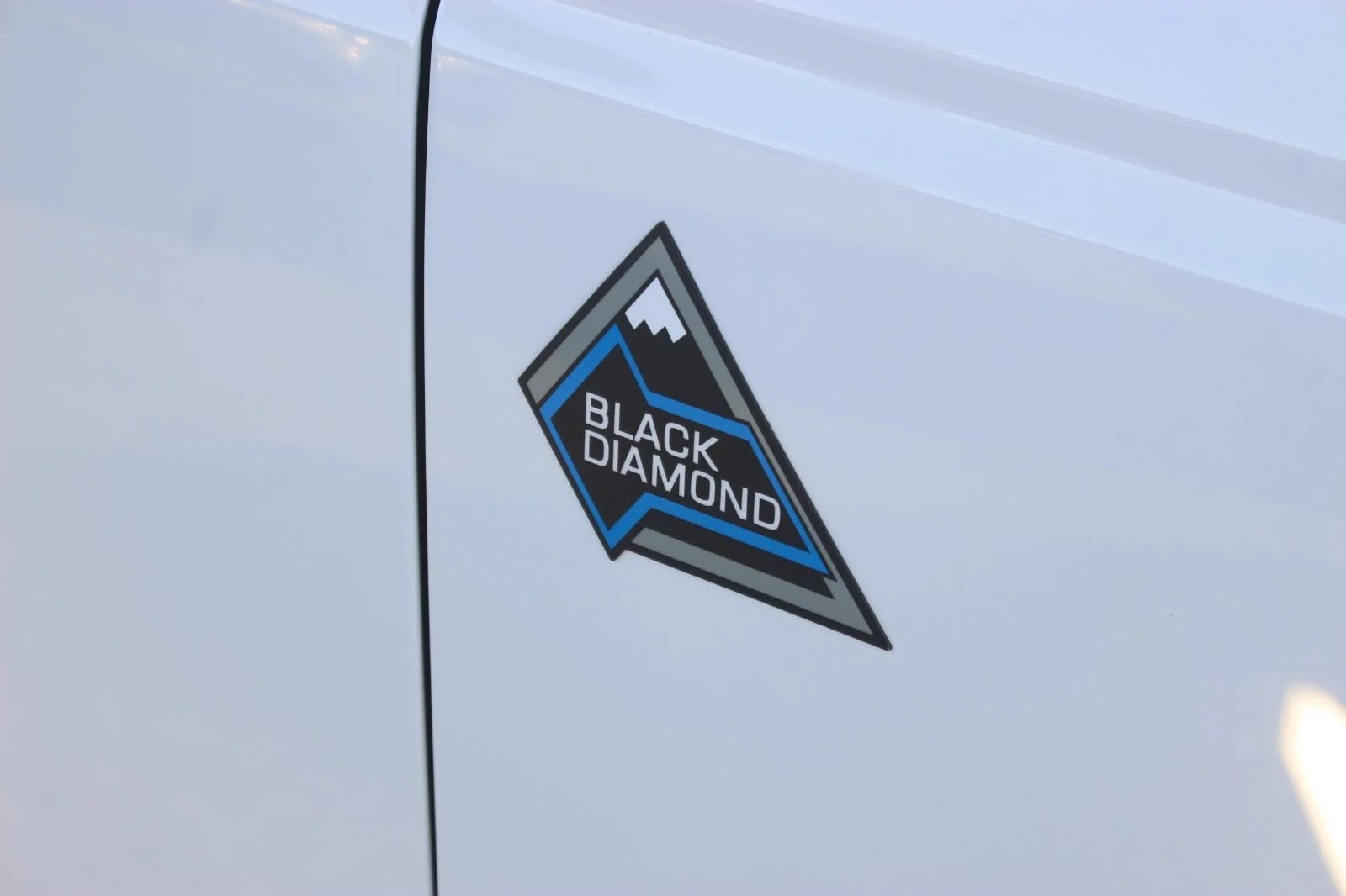 Used 2024 White Ford Black Diamond image 10