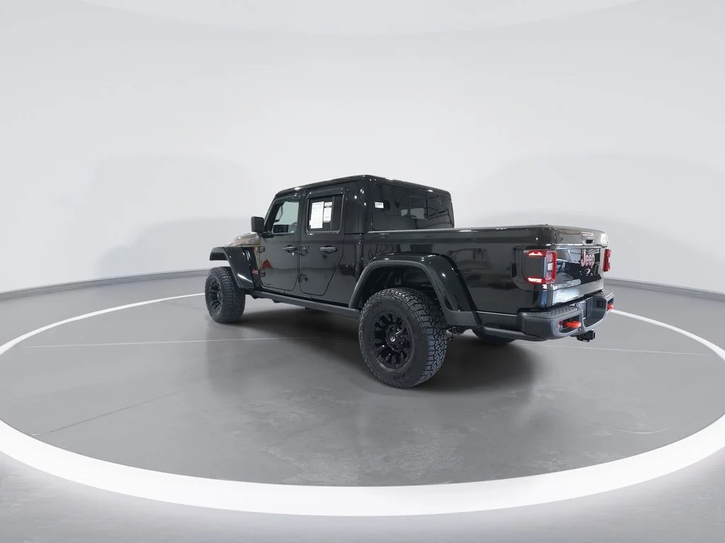 Used 2025 Black Jeep Mojave image 6