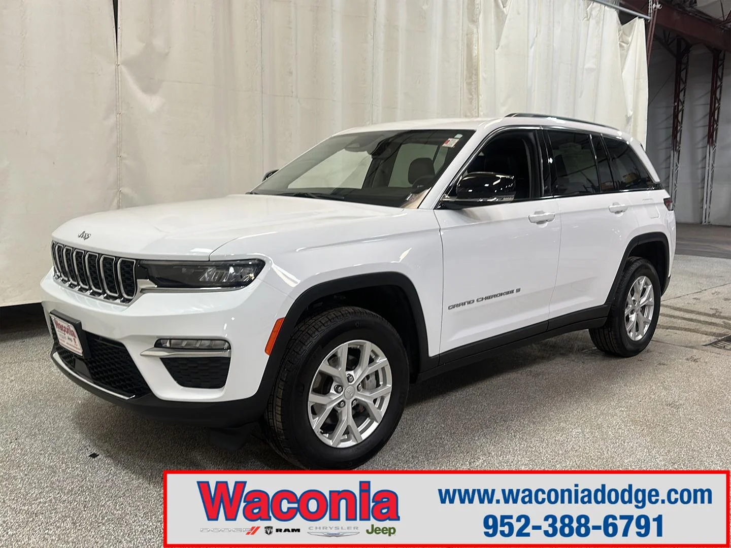 2023 Jeep Grand Cherokee Limited 4x4's photo