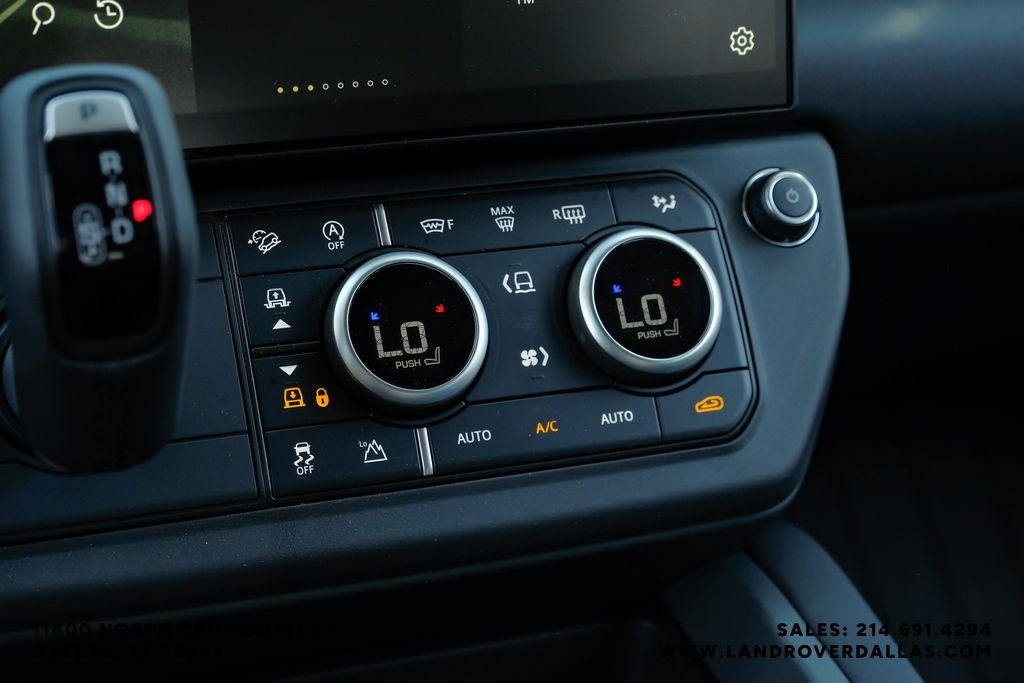 New 2026 Fuji White Land Rover X-Dynamic SE image 26