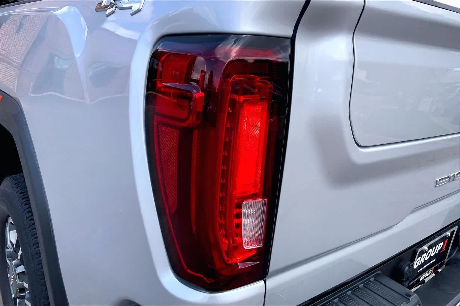 Used 2021 Quicksilver Metallic GMC SLT image 28