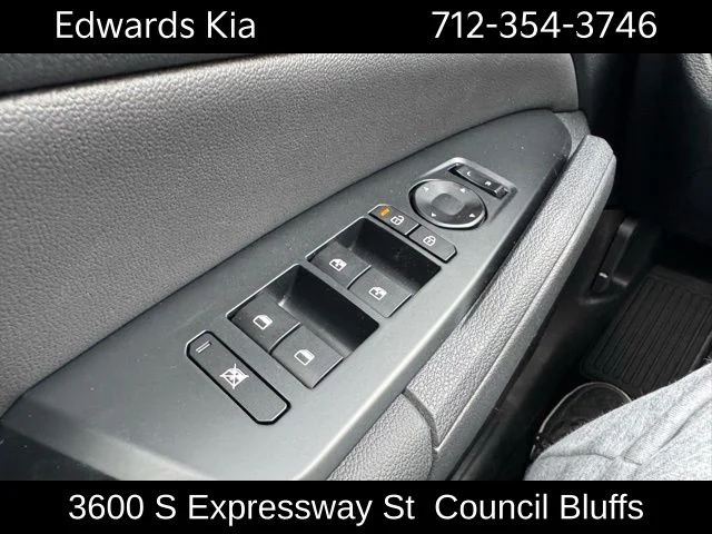 2026 Kia Sportage EX - Photo 23