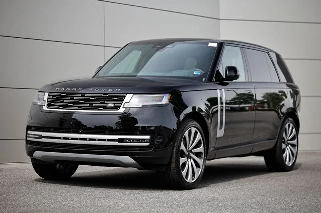 2026 Land Rover Range Rover 4.4 Autobiography LWB 5's photo