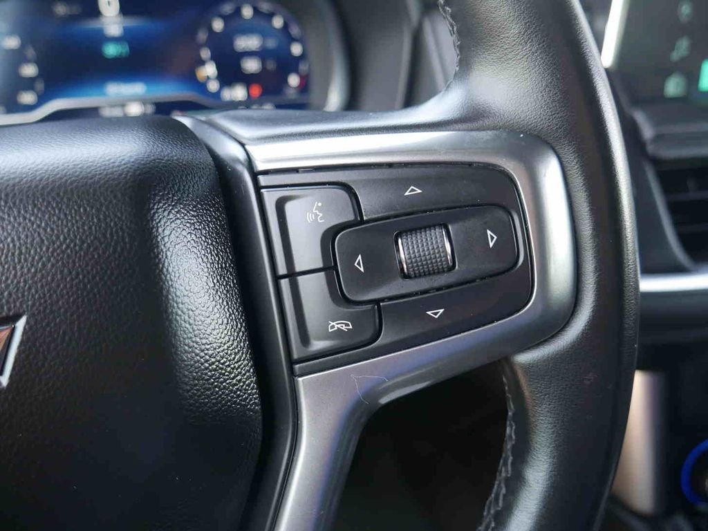 Used 2024 White Chevrolet LT image 39