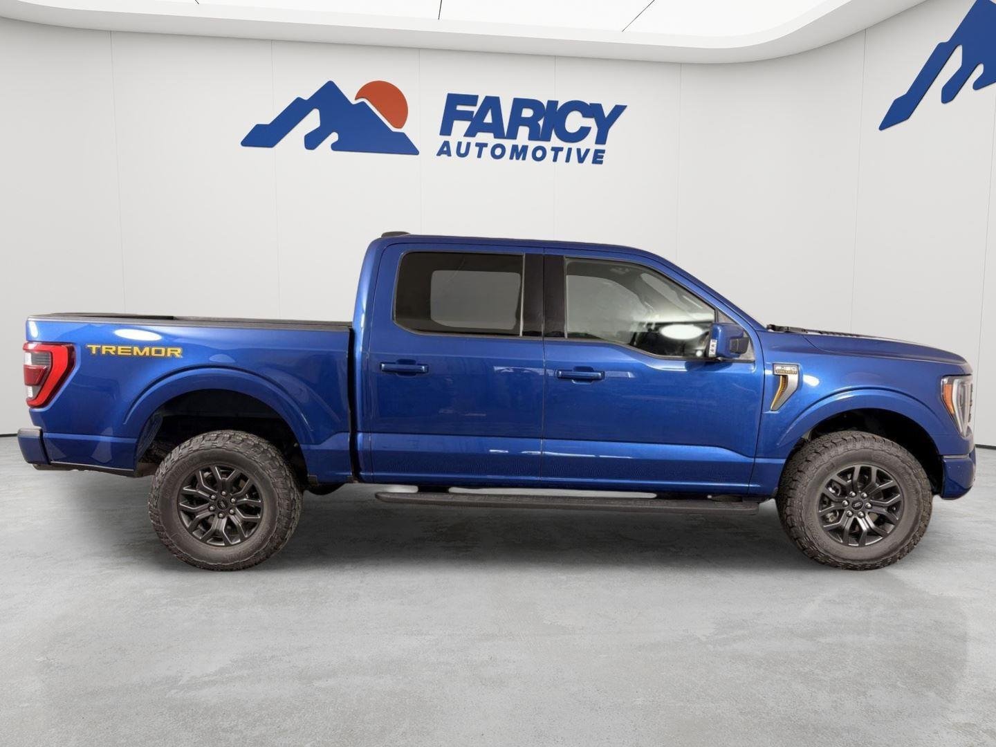 Used 2022 Atlas Blue Ford Tremor image 9