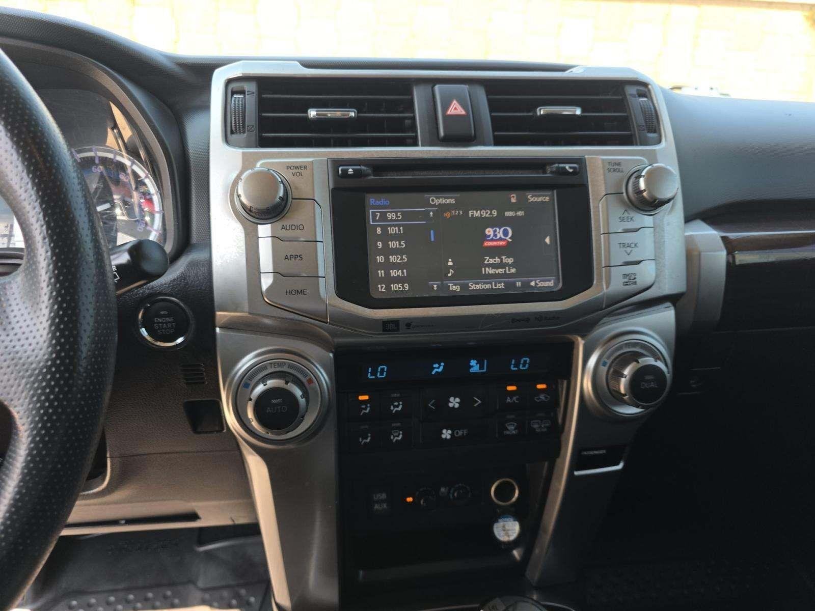 Used 2017 Blizzard Pearl Toyota Limited image 6