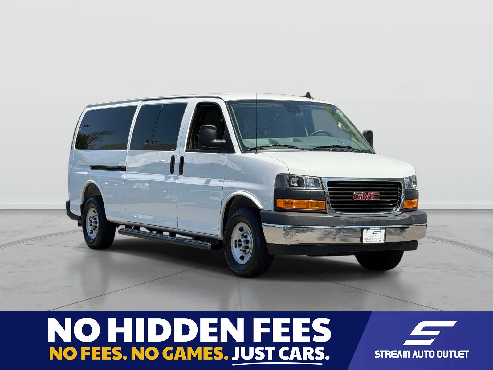 Used 2025 White GMC LT image 1