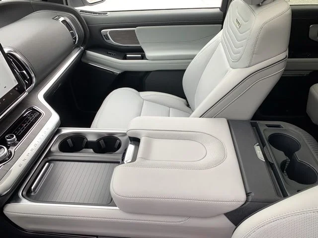 New 2026 Silver Ford MAX Platinum® image 35