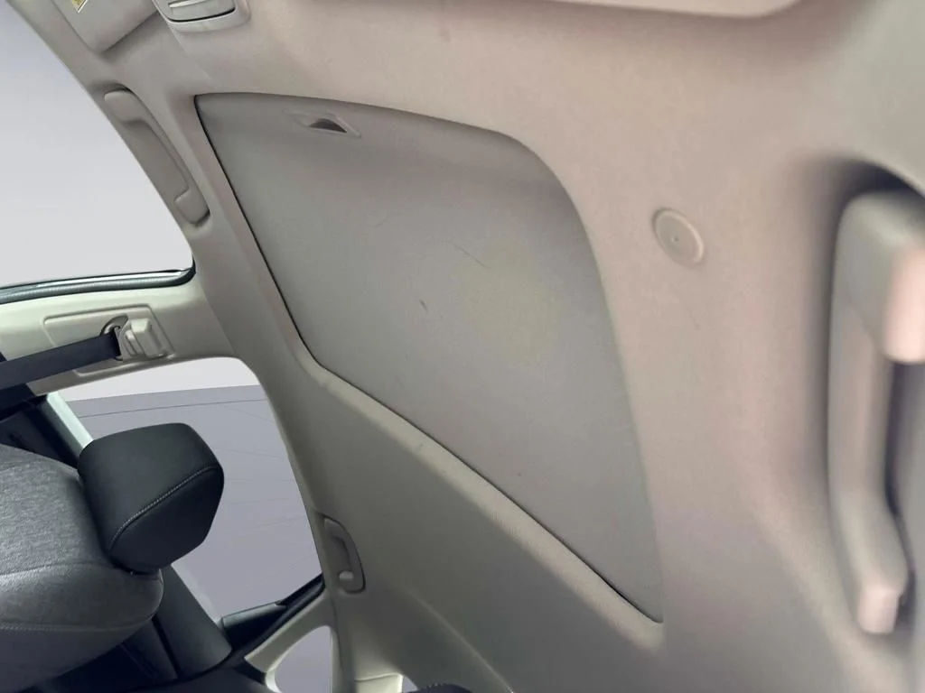 Used 2023  Honda EX image 10
