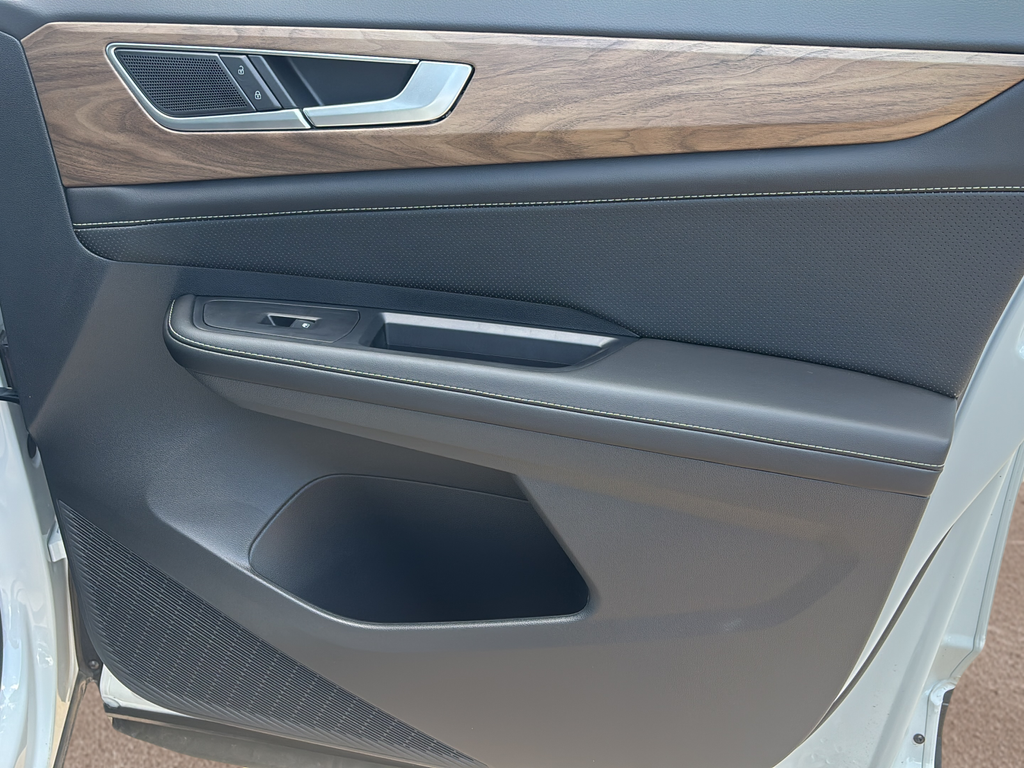 2026 Volkswagen Atlas SE - Photo 10