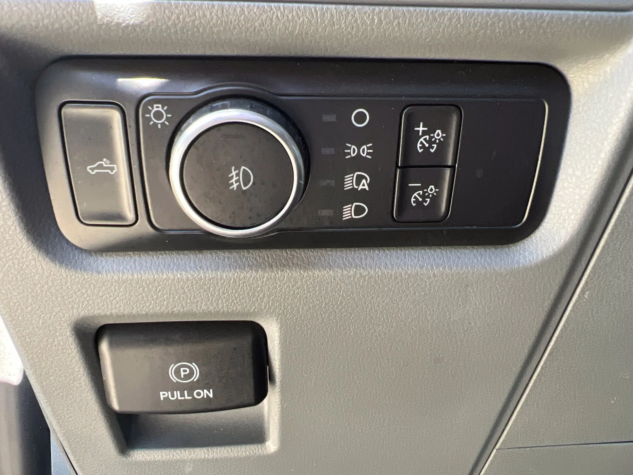Used 2021 Blue Metallic Ford XLT image 17