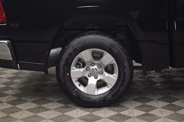 New 2026 Diamond Black Crystal Pearl-Coat Exterior Paint RAM BIG HORN image 8