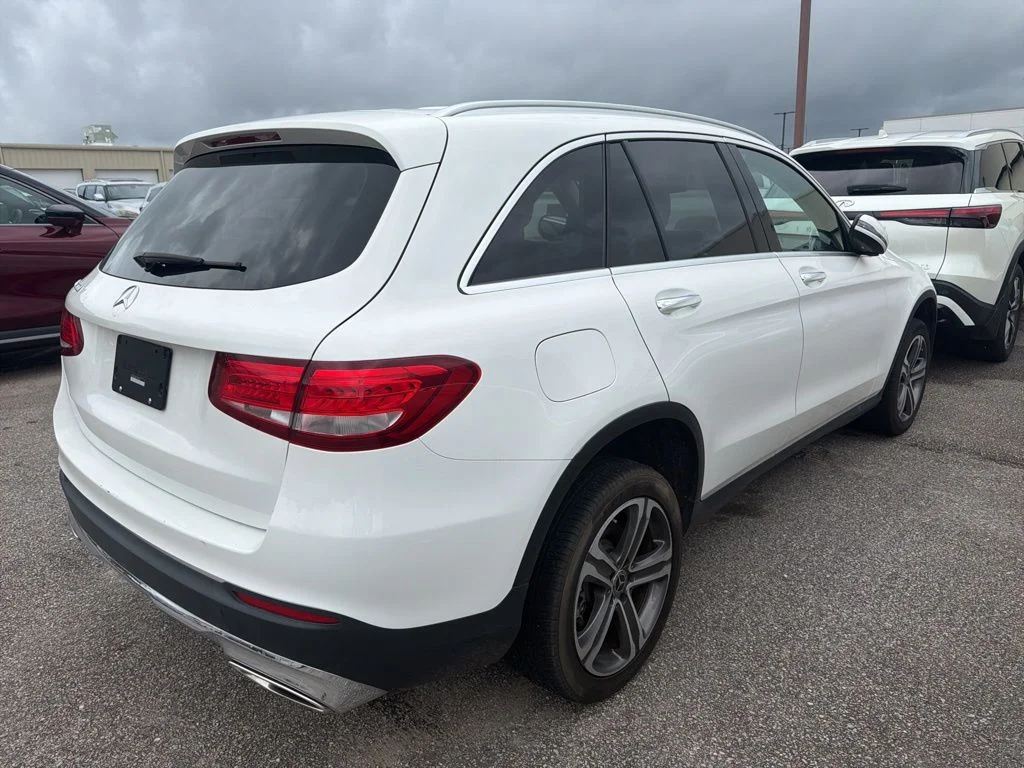 Used 2019 White Mercedes-Benz GLC 300 image 5