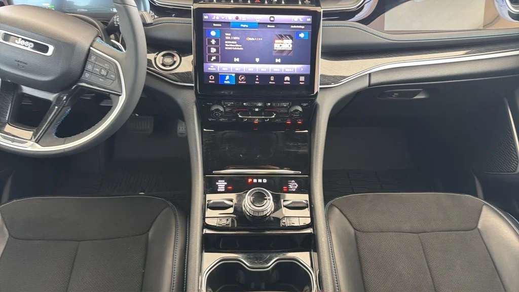 Used 2022 Diamond Black Crystal Pearlcoat Jeep Trailhawk 4xe image 8