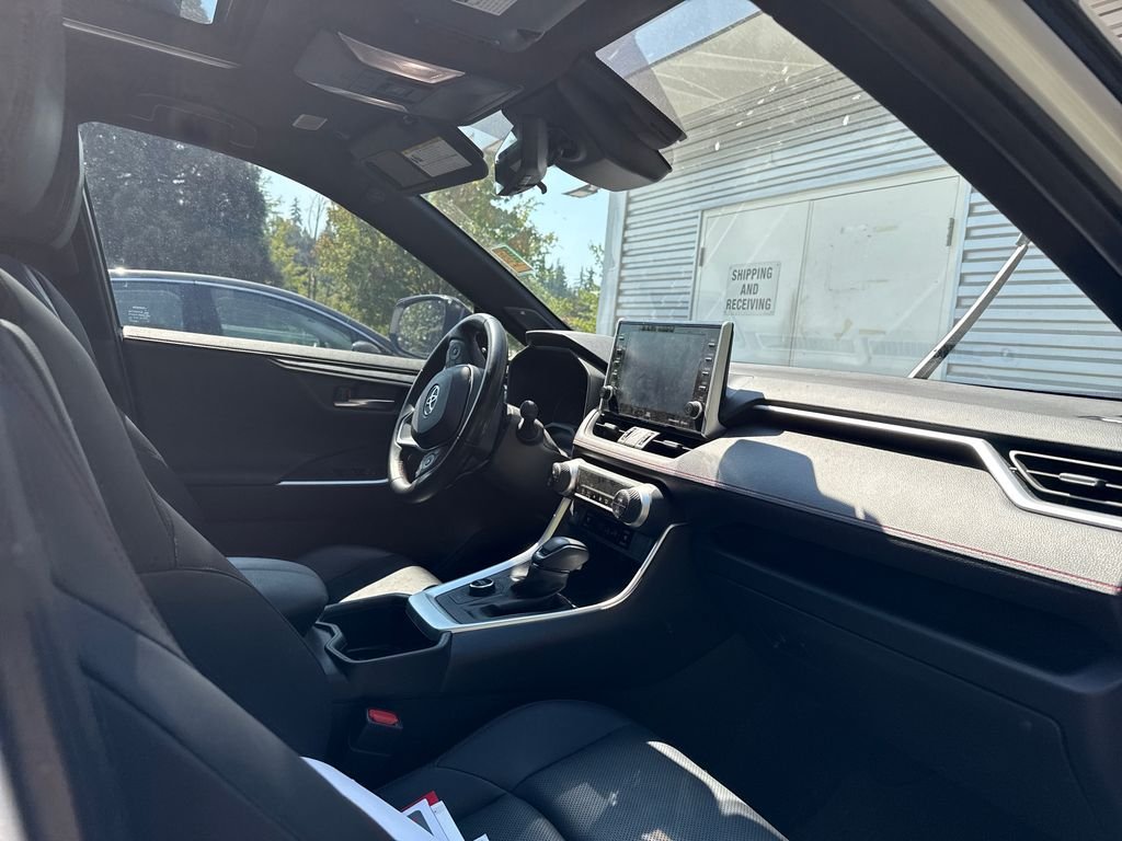 Used 2022 White Toyota XSE image 11