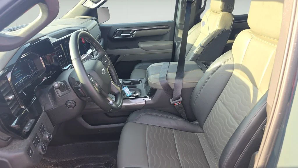 Certified Used 2025 Gray Chevrolet ZR2 image 14