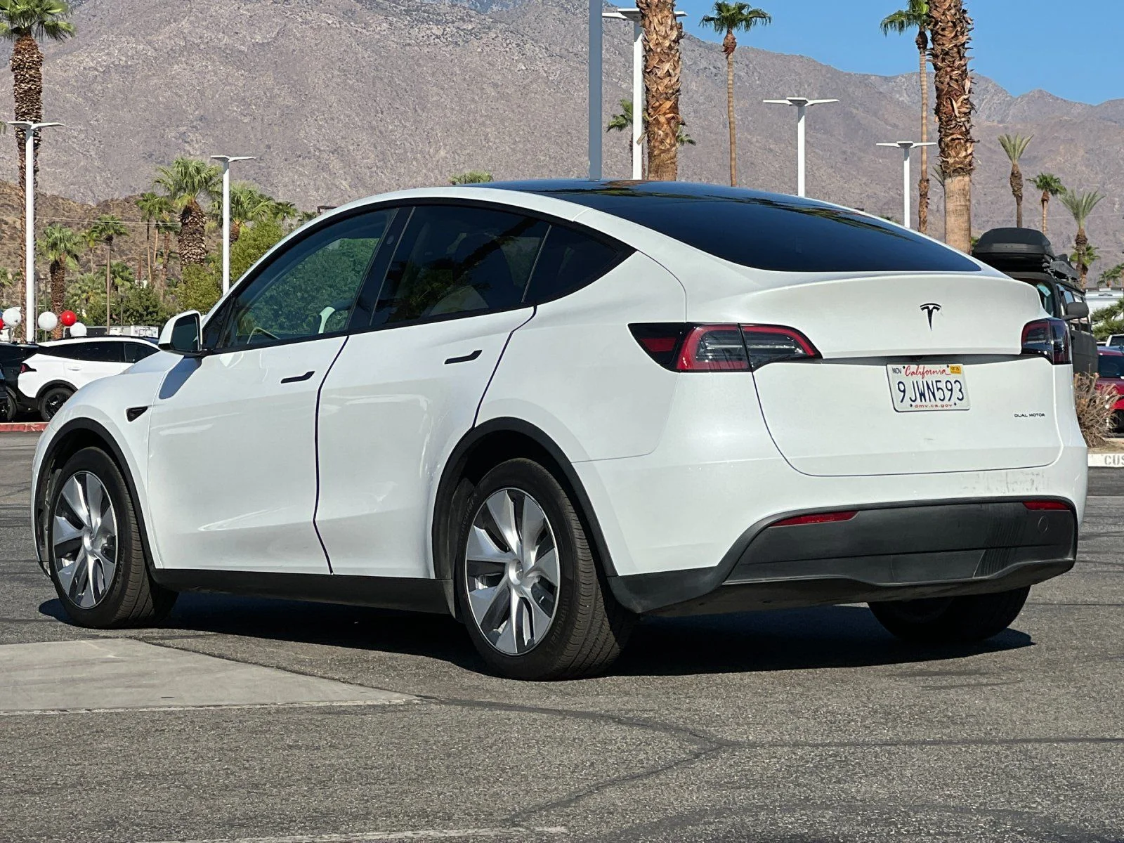 Used 2023 White Tesla Long Range image 5