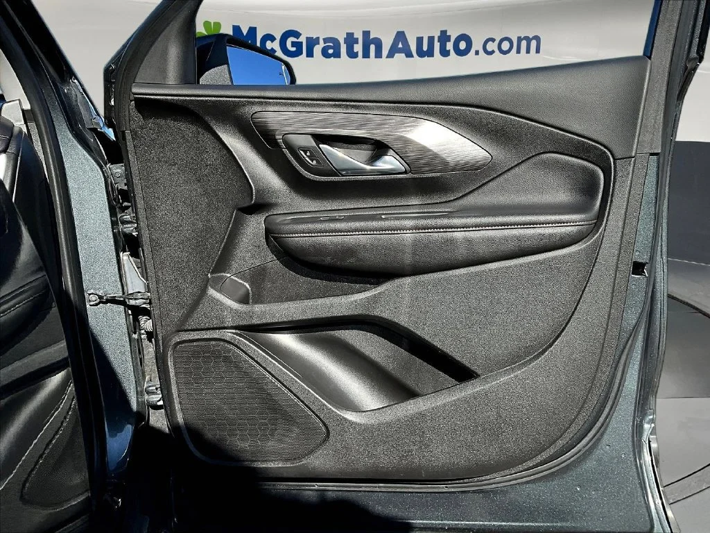 Certified Used 2019 Gray GMC SLT image 30