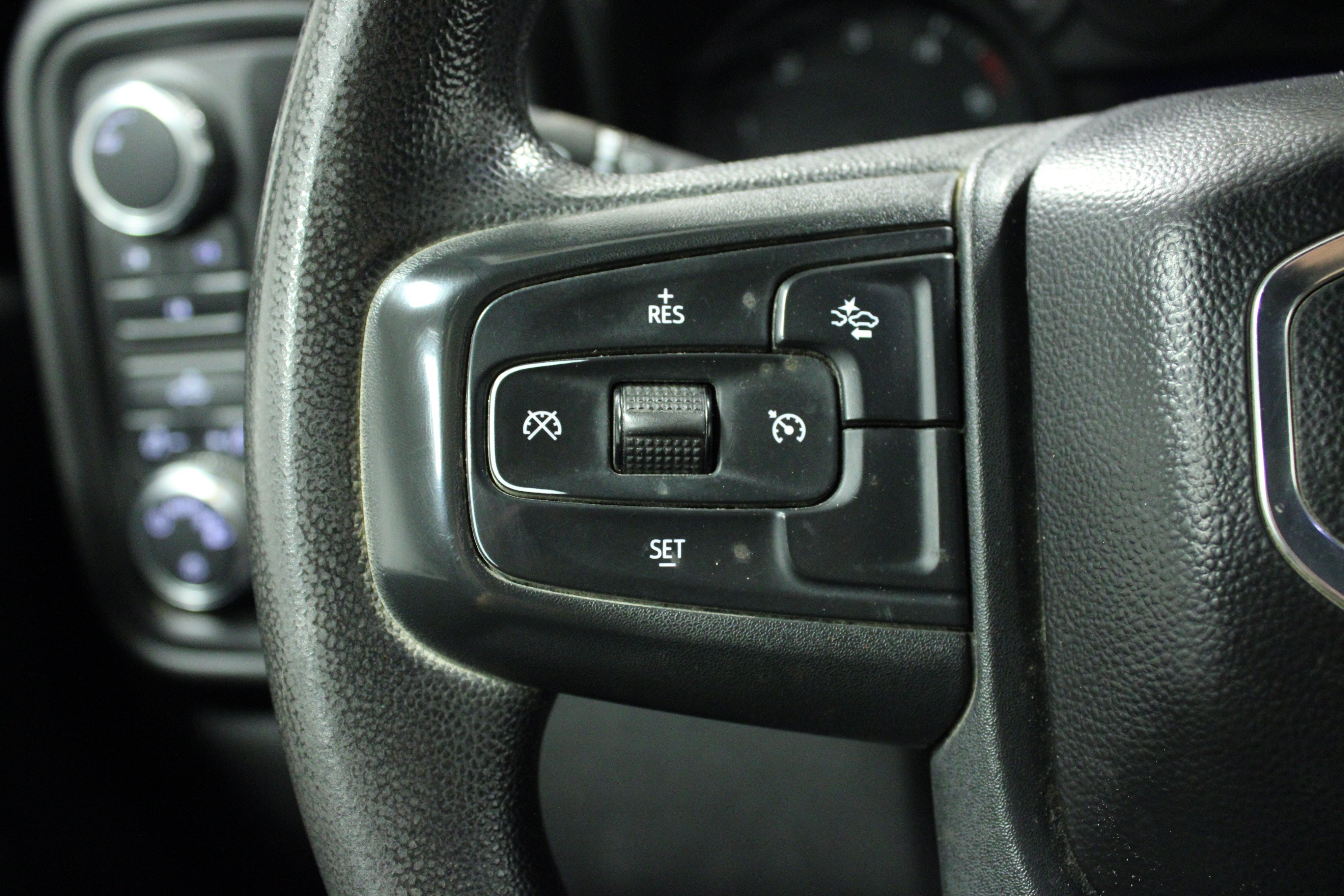 Used 2024 Summit White GMC Pro image 20
