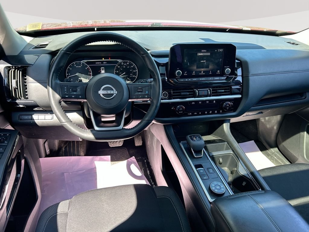 Used 2024  Nissan SV image 25
