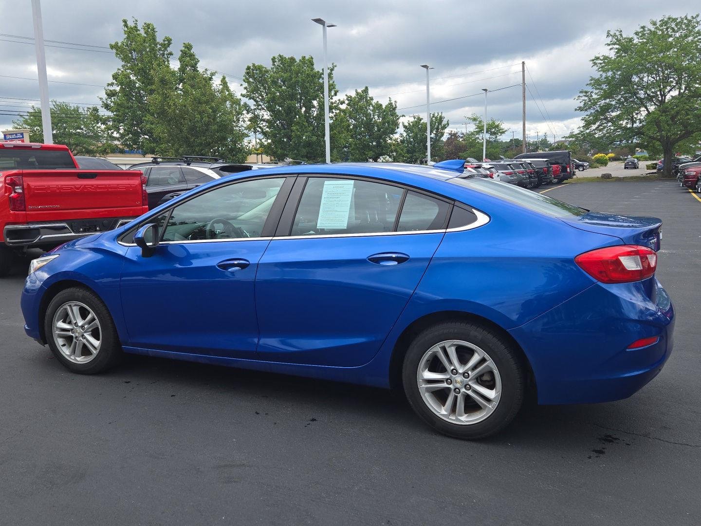 Used 2016 Kinetic Blue Metallic Chevrolet LT image 3