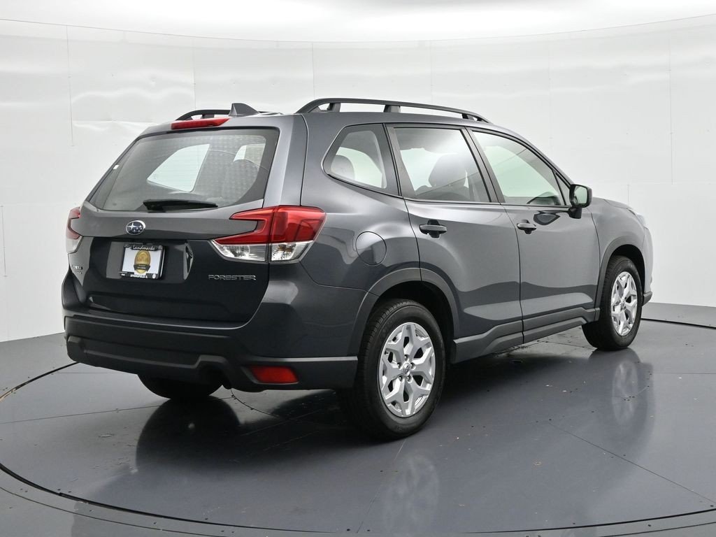 Used 2023 Gray Metallic Subaru Base image 6