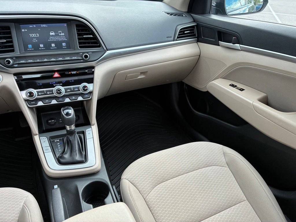 2020 Hyundai Elantra Value Edition - Photo 12