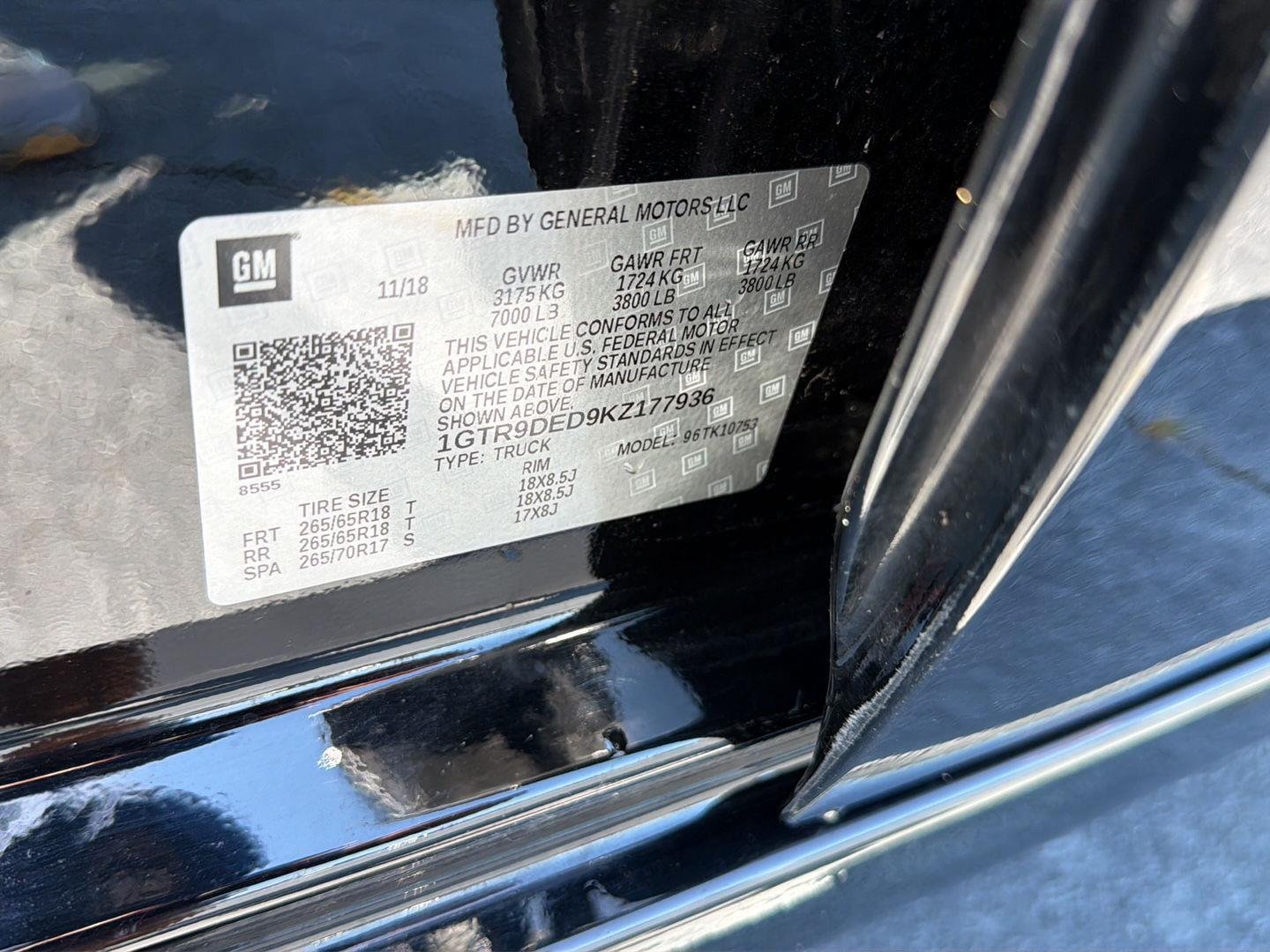 Used 2019 Onyx Black GMC SLT image 42