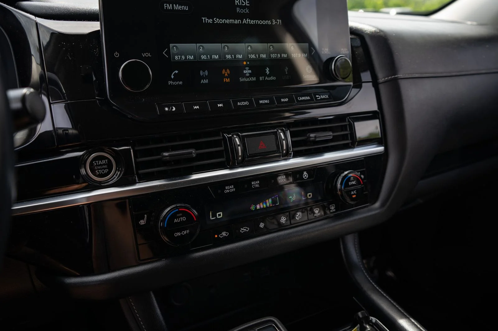 Used 2024 Black Nissan SL image 26