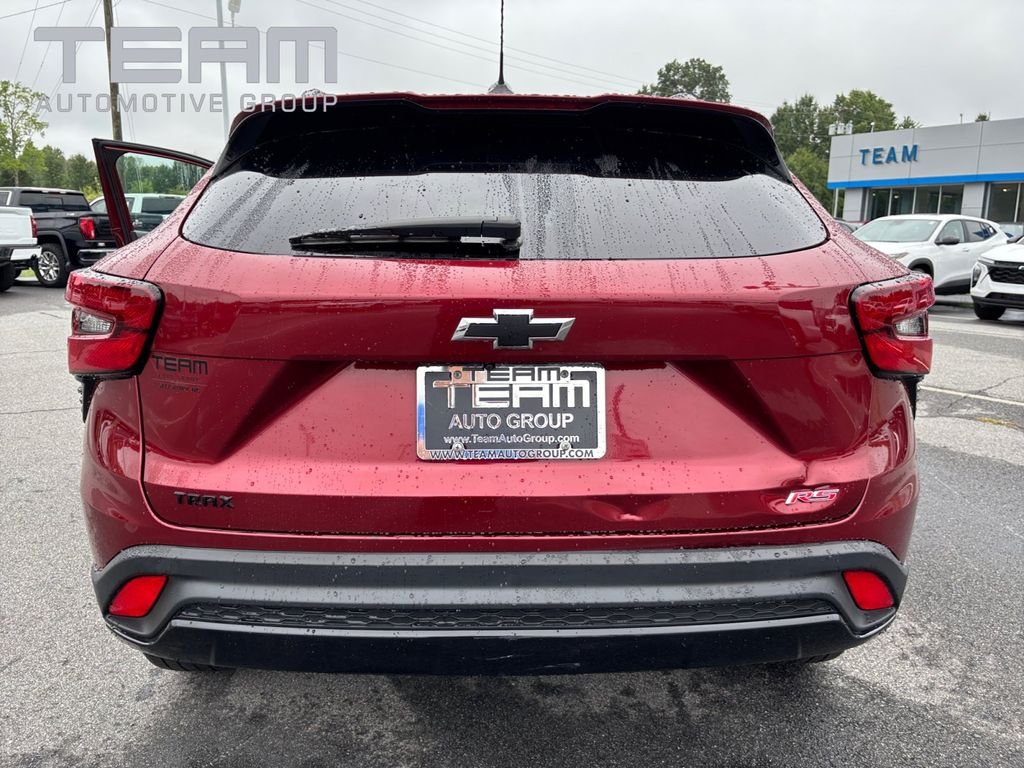 Used 2024 Red Chevrolet 2RS image 27
