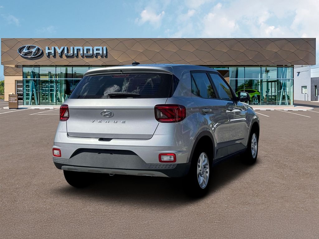 New 2026 Silver Hyundai SE image 7