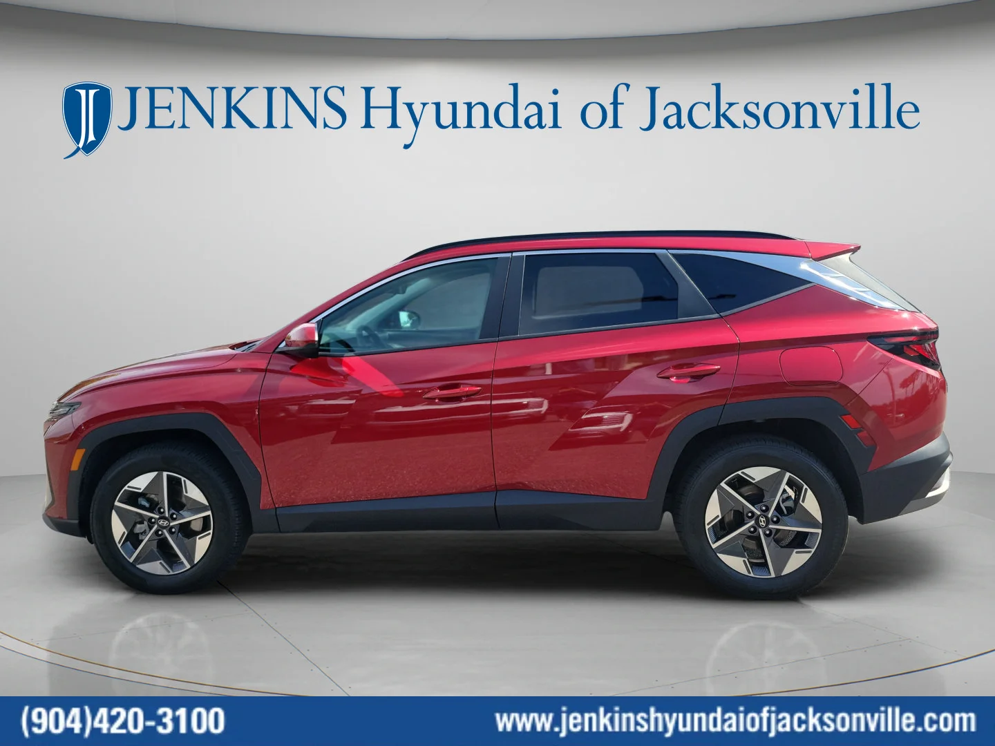 Used 2025 Ultimate Red Hyundai SEL image 6
