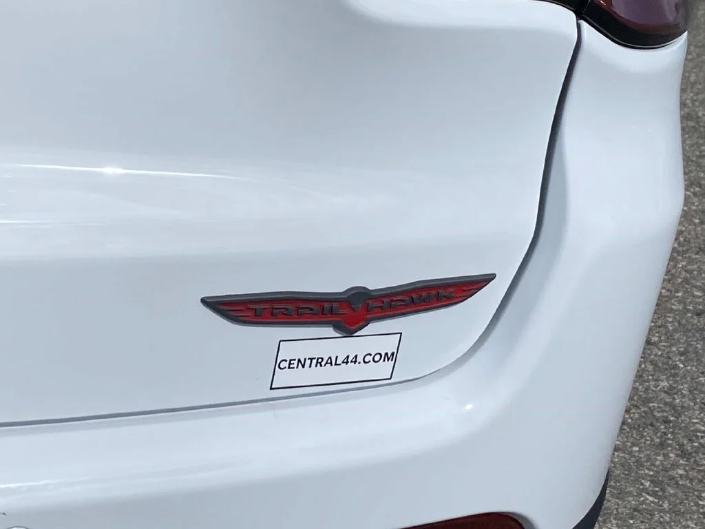 Certified Used 2026 White Jeep Trailhawk image 5