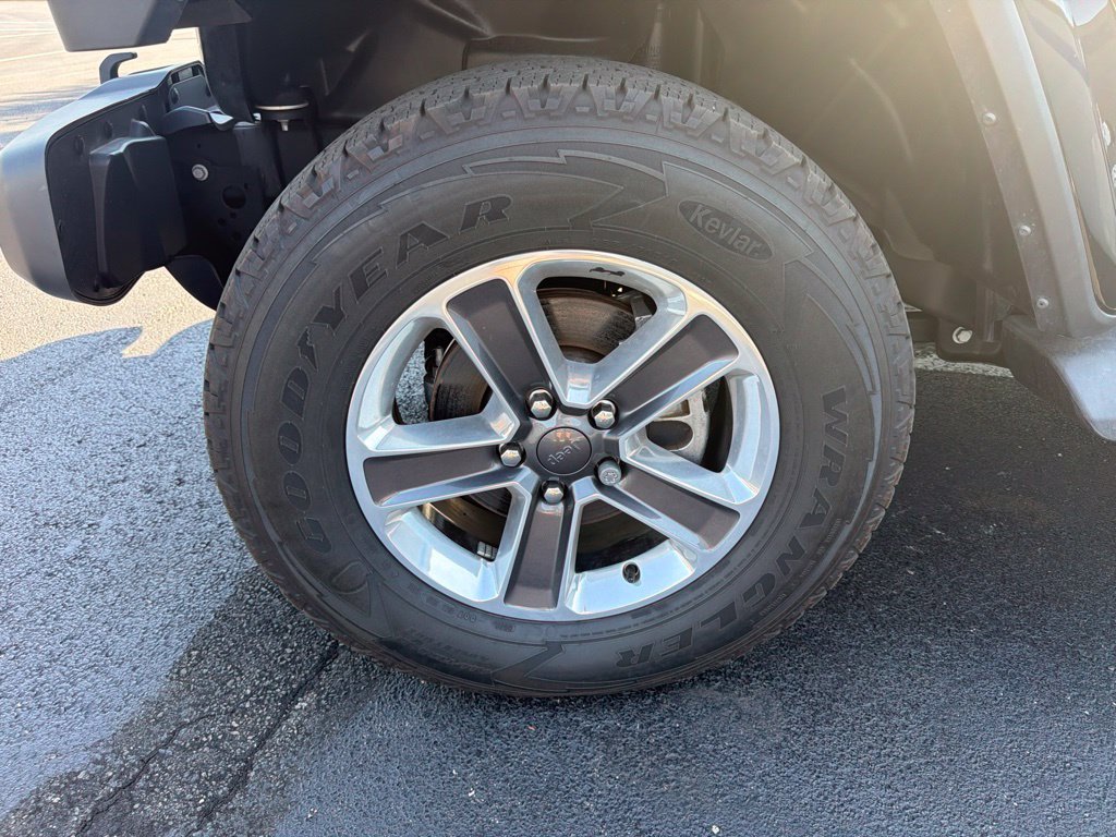 2021 Jeep Wrangler Unlimited Sahara - Photo 10