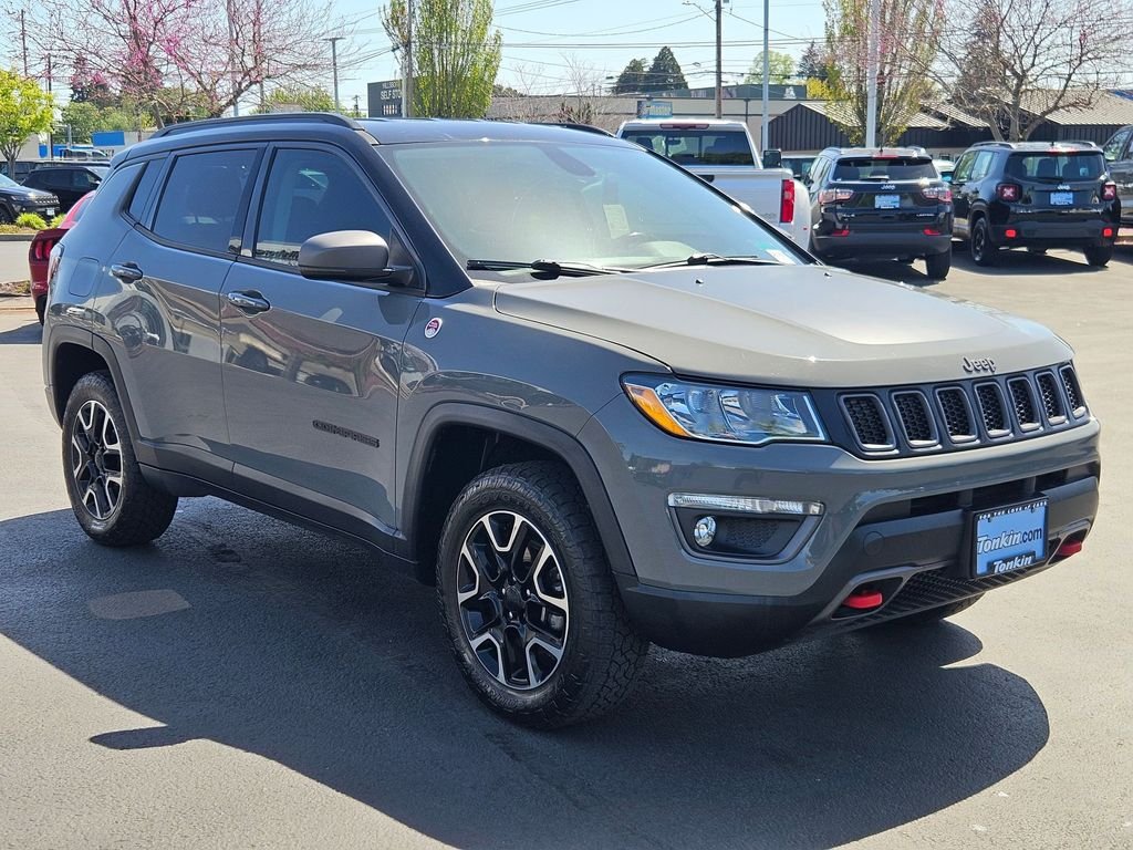 Used 2020 Sting-Gray Clearcoat Jeep Trailhawk image 8
