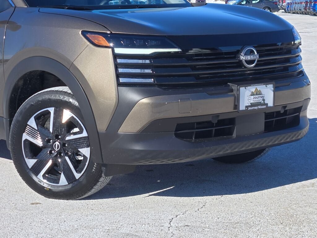Used 2026 Brown Nissan SV image 2