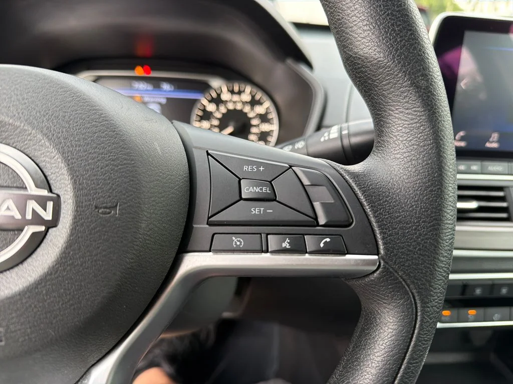 2024 Nissan Altima SV - Photo 21