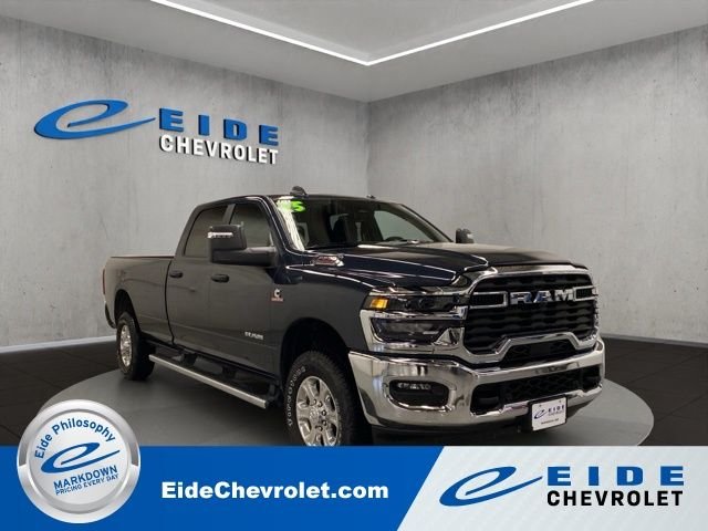 2025 RAM 3500 Big Horn 4X4 Crew Cab LWB's photo