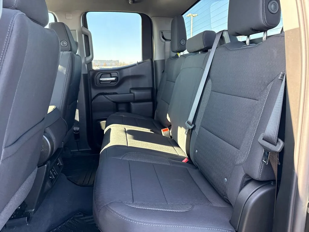 New 2026 Onyx Black GMC Pro image 31